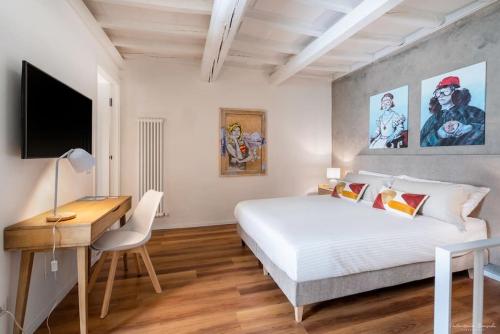 FLO Florence Loft