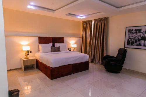 EE29 Hotel and Suites – Photos 3