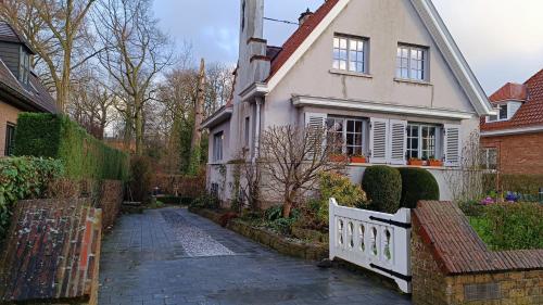 Κήπος έξω από το HIDDEN GEM Centre of BRUGES free PARKING