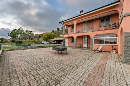 Happy House – Photos 2