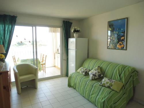 Posedenie v ubytovaní BAIE DES ANGES I Joli T2 cabine piscine proche plage Richelieu Cap d Agde
