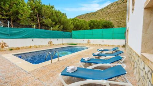 Πισίνα στο ή κοντά στο Lake view villa Iznájar by Ruralidays
