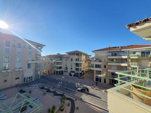 Port FREJUS T2 39m2 climatise Belle terrasse Balcon