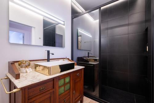 Hospitality is an Art - Ponta Delgada City Center