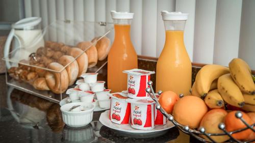 Comida no hotel ou em algum lugar perto