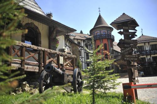 Fotografie z fotogalerie ubytování Hotel Vezha Vedmezha v destinaci Volosjanka