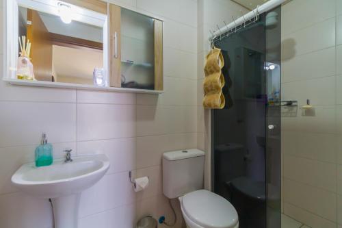 Apartamento Confortável Completo e com Ar Condicionado tesisinde bir banyo