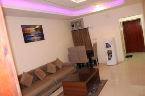Гостиная зона в Al Massah Al Khalijiyah Furnished Units