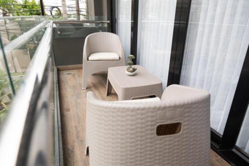 Χώρος καθιστικού στο Luxurious and Spacious Condo