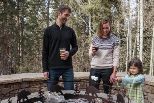 Khách lưu trú tại Bear Creek Lodge by Alpine Lodging Telluride