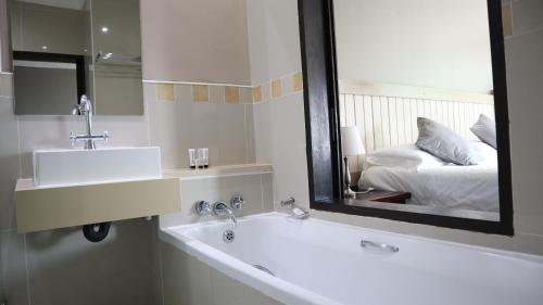 Margate Hotelにあるバスルーム