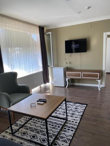 Televisyen dan/atau pusat hiburan di Centrum Hotel