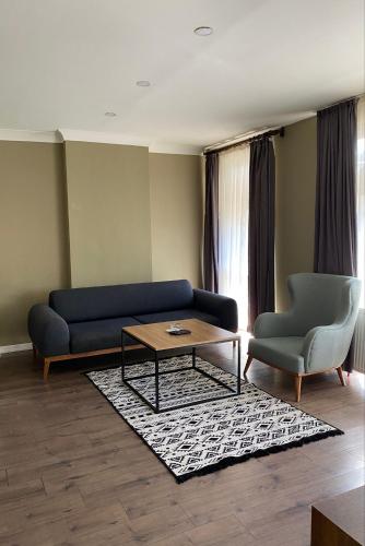 Ruang duduk di Centrum Hotel