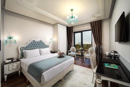 Μια τηλεόραση ή/και κέντρο ψυχαγωγίας στο The Time Hotel Marina