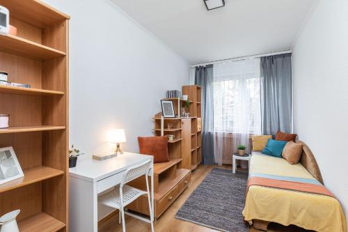 Posteľ alebo postele v izbe v ubytovaní ROOM, Pirenejska 20 Cozy Rooms