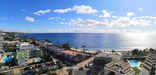 Top Studio in Las Arenas, 4 OG, seitlicher Meerblick, im Herzen von Playa del Ingles, Gran Canaria