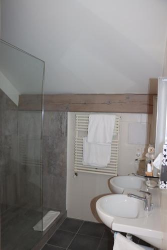 La Clef D'Or Auberge Communaleにあるバスルーム