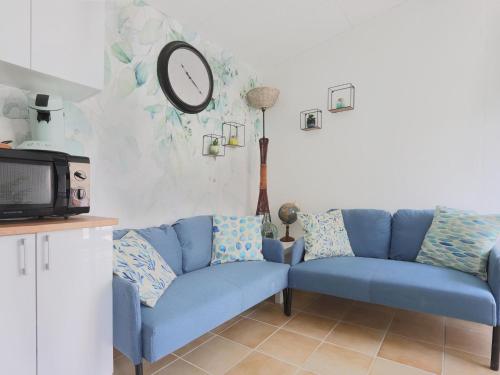 Photo de la galerie de l'établissement Holiday Home in Gargas with Pool and Nature, à Gargas