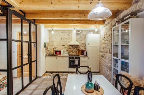 Kuchyň nebo kuchyňský kout v ubytování Mala House - Šolta Island