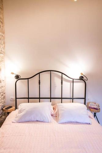 Postel nebo postele na pokoji v ubytování Mala House - Šolta Island