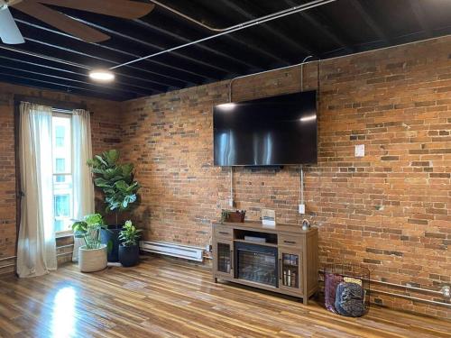 The Loft at 170 Main – Photos 4