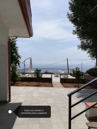 a view of the ocean from a house at Fascino del Cilento in Caprioli