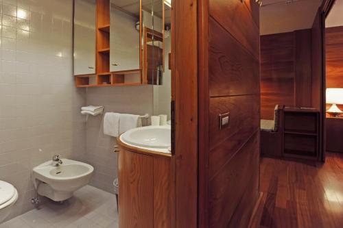 Koupelna v ubytování Hotel Mirage