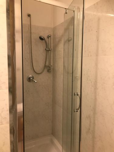 Un baño de casa Alessia
