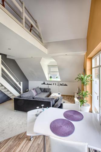 Ένα ή περισσότερα κρεβάτια σε δωμάτιο στο Villa Eltins