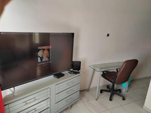 Cuartos en renta por mes o por día