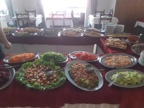 Eten bij of ergens in de buurt van het hotel

