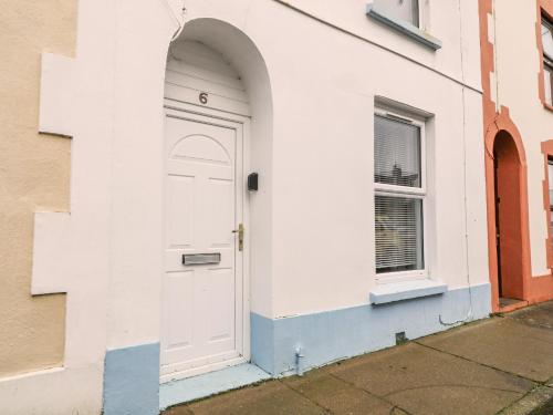 Gallery image of 6 Milton Place in Bideford