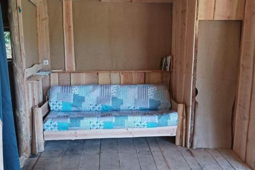 Posedenie v ubytovaní Cabane aux papillons