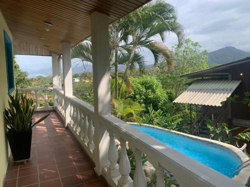 Kolam renang di atau dekat dengan Posada Villa Margarita