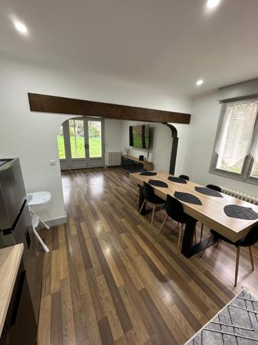 Kuchyňa alebo kuchynka v ubytovaní Gîte d'Esila