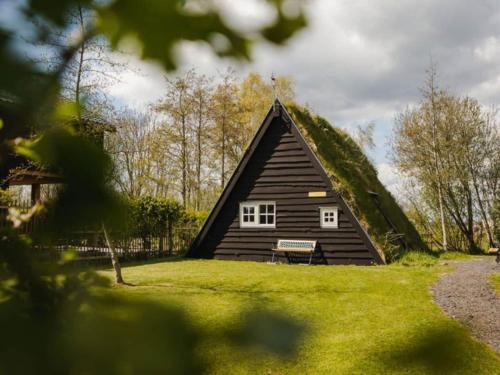 Unique holiday home in Ruinerwold with garden