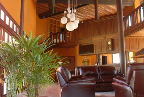 Ruang duduk di Aguará Hotel & Spa