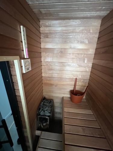 Φωτογραφία από το άλμπουμ του Kärdla Holiday Apartment with Sauna and Terrace σε Kardla