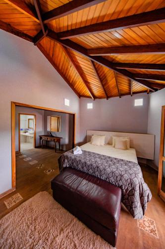 Ένα ή περισσότερα κρεβάτια σε δωμάτιο στο Villa Annapurna