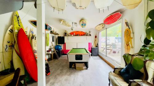 Afbeelding uit fotogalerij van Carwyns Surf House in Seignosse