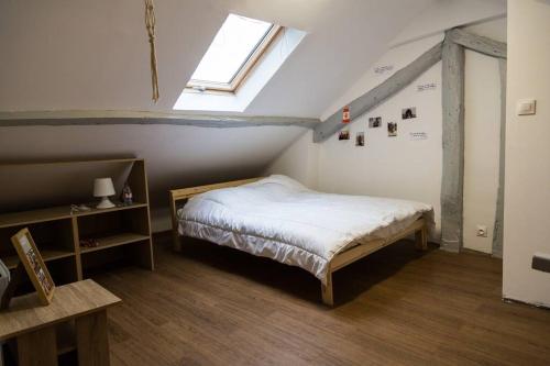 Posteľ alebo postele v izbe v ubytovaní Maison de ville calme Rouen St.Paul 2ch proche CHU