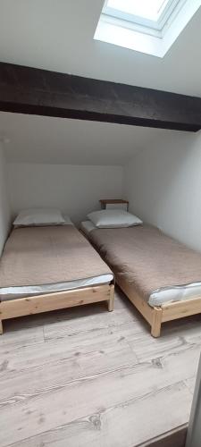 Poschodová posteľ alebo postele v izbe v ubytovaní Patios de la mer Villa à 200 m de la plage