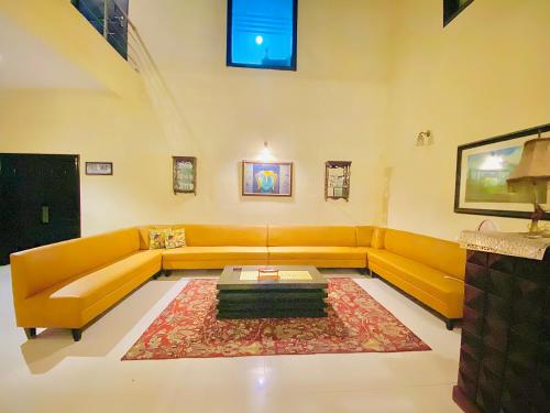 Ruang duduk di Spring Gardens and Farmstay