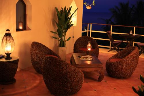 Χώρος καθιστικού στο Koh Phangan Pavilions Serviced Apartments
