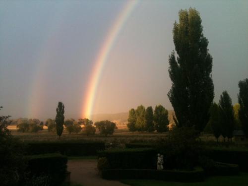 Κήπος έξω από το Glen Waverly Farmstay