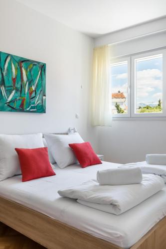 Canarino Apartment - 5 min walk to Old Town