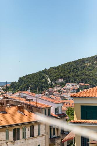 Canarino Apartment - 5 min walk to Old Town