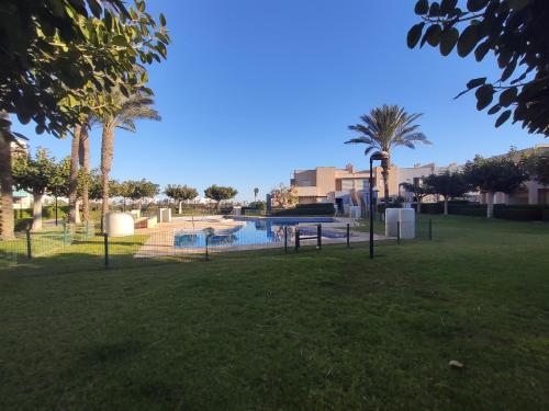 Zdjęcie z galerii obiektu Oasis Roma w mieście Roquetas de Mar