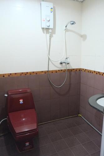 Bilik mandi di The Siam Guest House - SHA Extra Plus