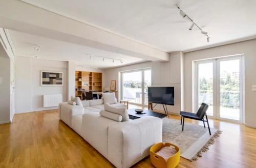 Pratinou Penthouse